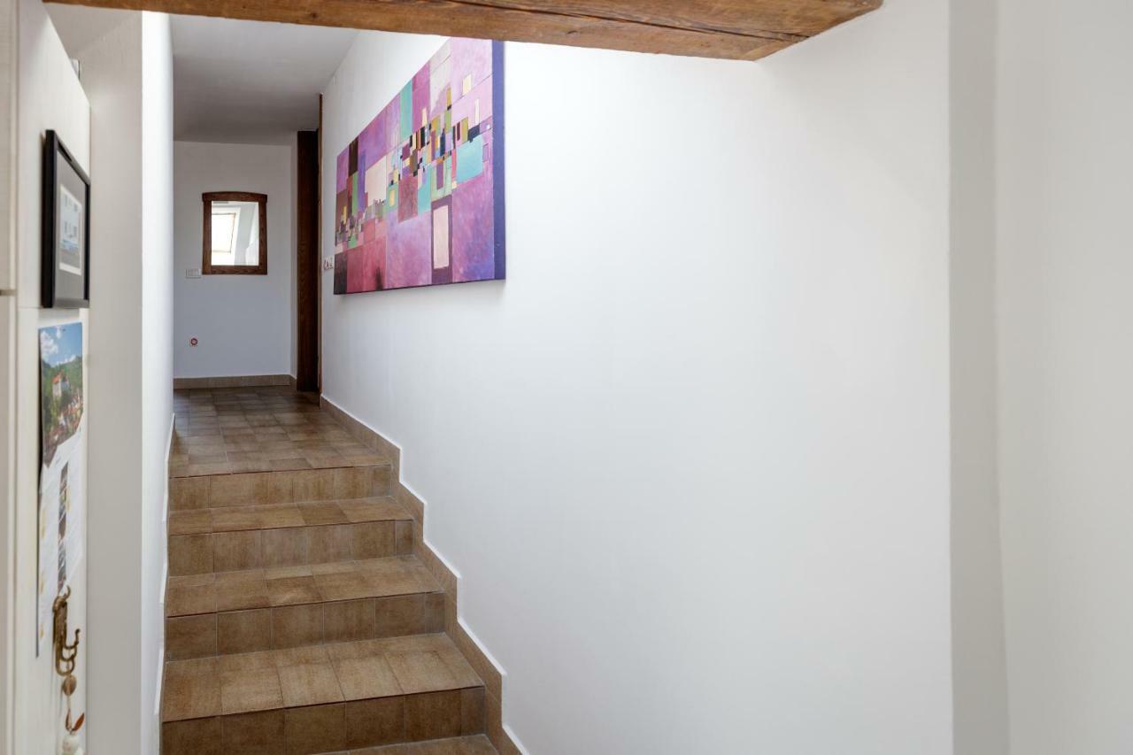 Cosy & Spacious Apt. Benc Zirovnica Buitenkant foto