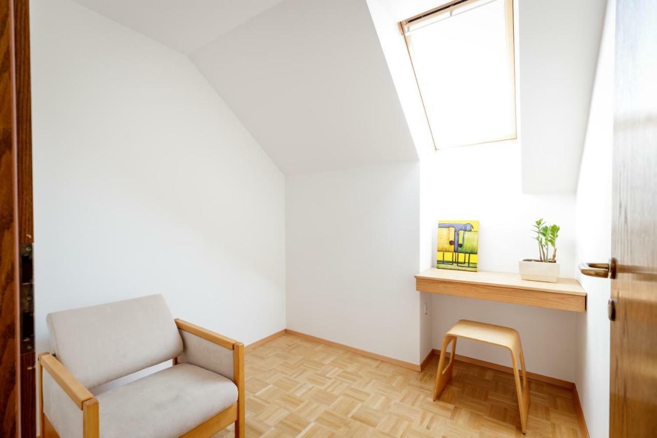 Cosy & Spacious Apt. Benc Zirovnica Buitenkant foto
